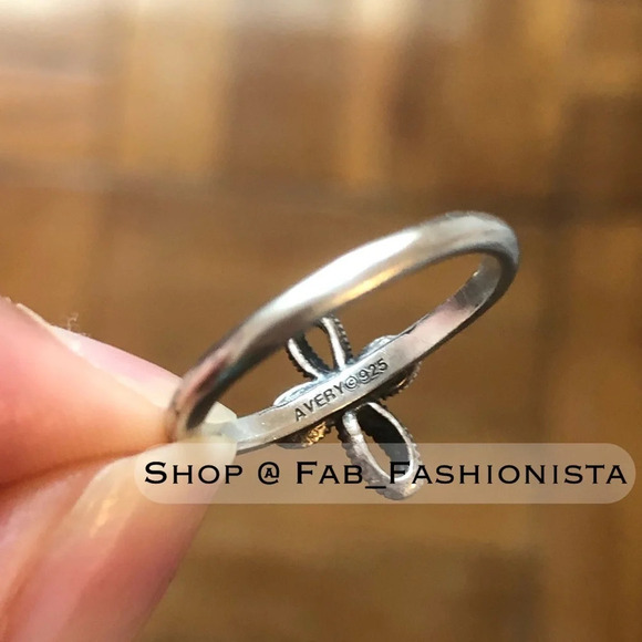 James Avery petite cross ring retired size 5.25 - Picture 6 of 8